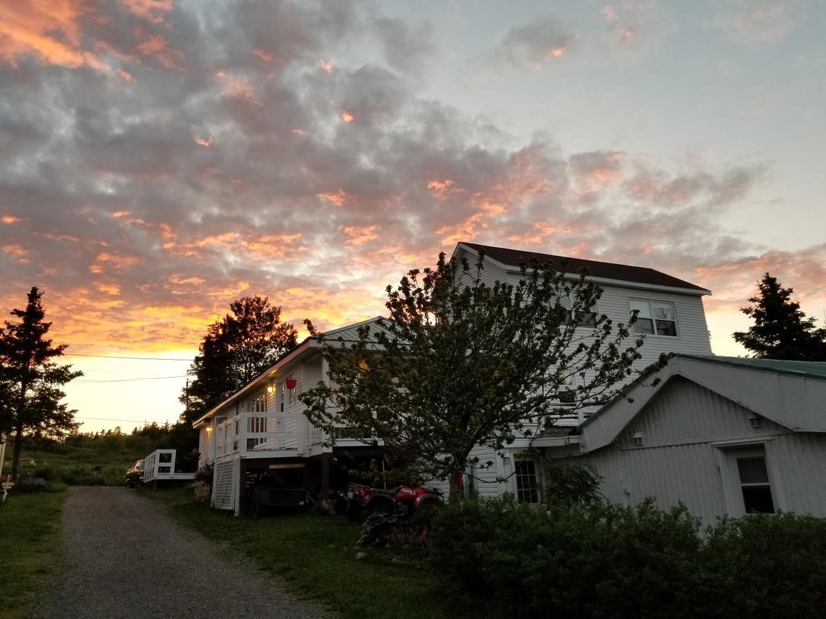 Gite Aux Jardins De L'Anse Percé Zewnętrze zdjęcie